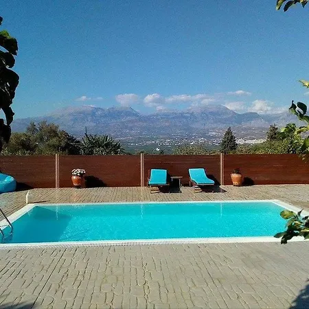 House Veggera - Private Swimming Pool Country house Pombia